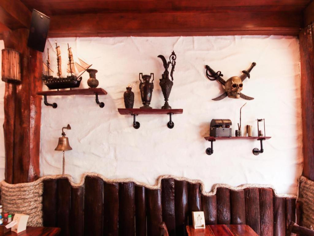 קו פי פי Oyo 1103 Pirates House Hotel מראה חיצוני תמונה